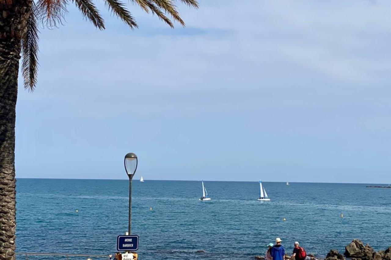 Fully Equipped Beachfront Studio In The Heart Of The City Center Bd Leclerc Antibes Bagian luar foto